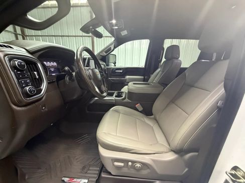Used 2020 Chevrolet Silverado 2500 LTZ w/ LTZ Premium Package AWD/4WD image 8