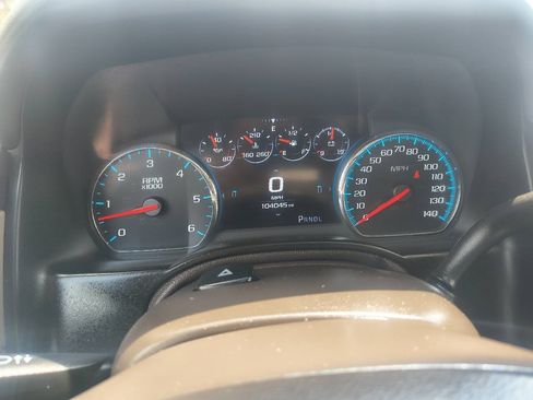 Used 2017 GMC Yukon SLT w/ Open Road Package AWD/4WD image 22