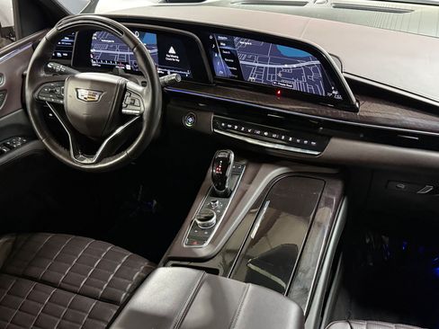 Certified 2023 Cadillac Escalade ESV Sport Platinum AWD/4WD image 51