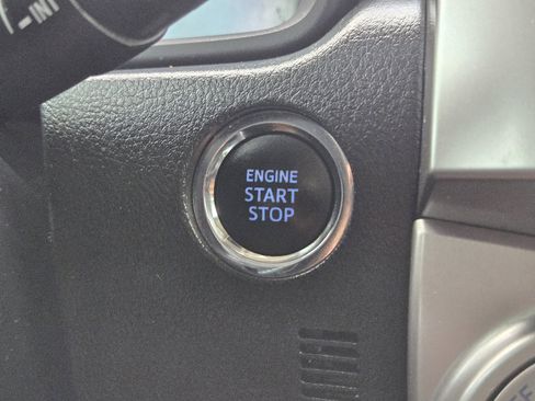 Used 2021 Toyota 4Runner SR5 Premium w/ Moonroof Package image 23