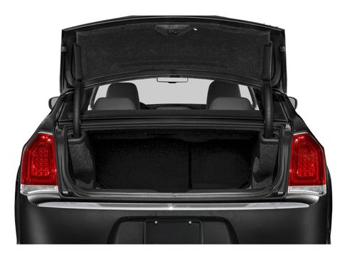 Used 2022 Chrysler 300 Touring L RWD image 6