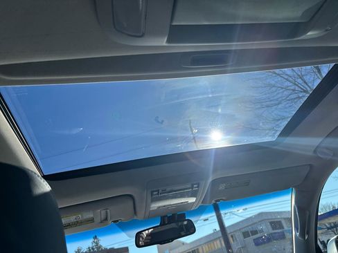 Used 2010 Lexus LX 570 4WD image 13