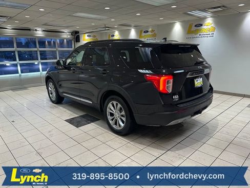 Used 2023 Ford Explorer XLT w/ Equipment Group 202A AWD/4WD image 25