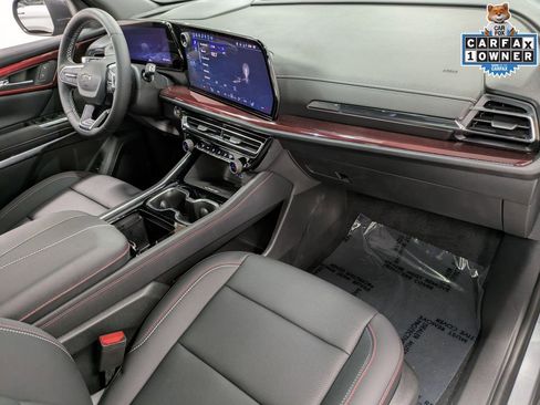 Used 2025 Chevrolet Traverse Z71 w/ Driver Confidence Package image 30