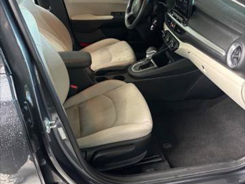 Used 2023 Kia Forte LXS w/ LXS Technology Package FWD image 12