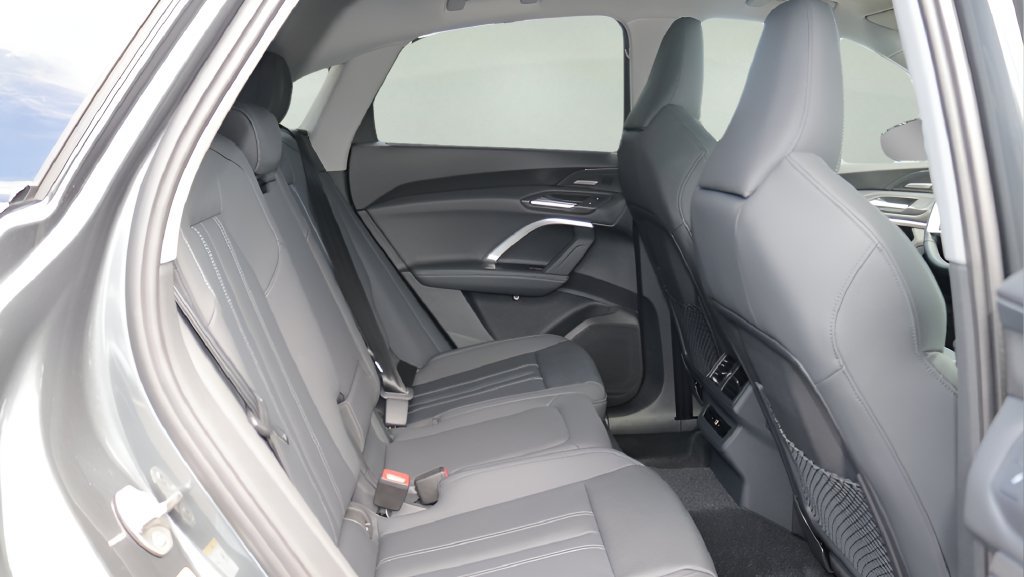 Used 2026 Audi Q5 Premium Plus AWD/4WD image 43