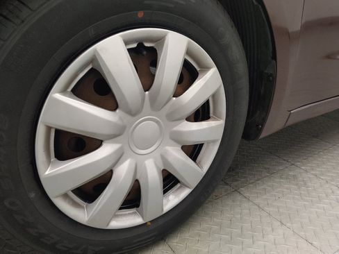 Used 2017 Kia Forte LX FWD image 31