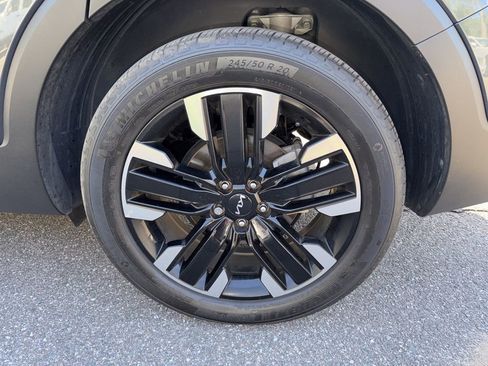 Certified 2024 Kia Telluride SX AWD/4WD image 30