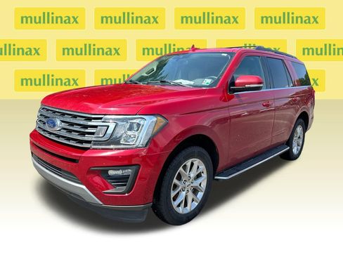 Used 2020 Ford Expedition XLT w/ Equipment Group 202A RWD image 4