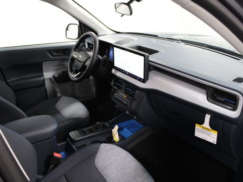 New 2026 Ford Maverick XLT w/ XLT Luxury Package FWD image 27