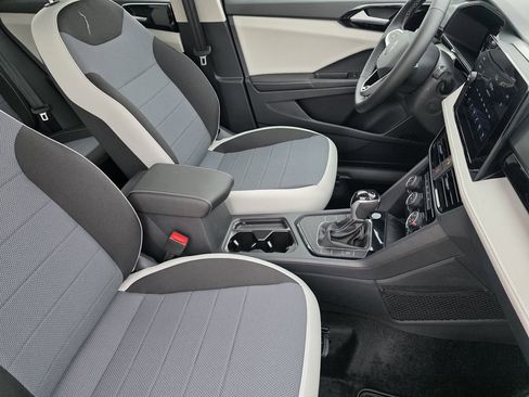 New 2026 Volkswagen Taos S image 10