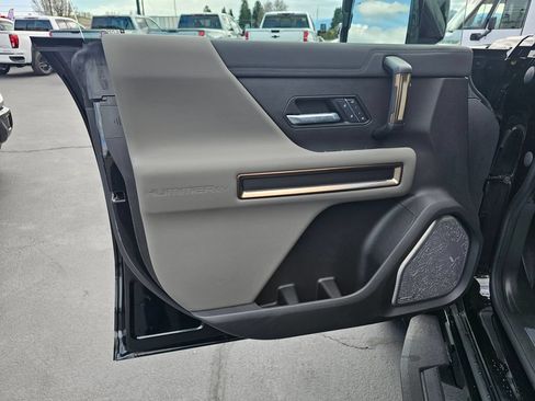 New 2025 GMC Hummer EV 3X w/ LPO, Cargo Utility Package AWD/4WD image 8