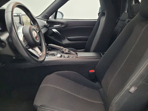 Used 2020 FIAT 124 Spider Classica w/ Technology Group image 18