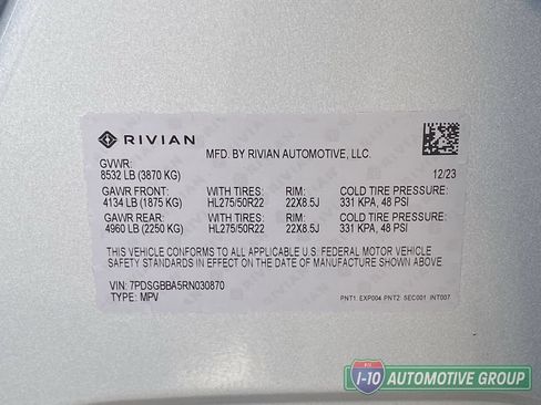 Used 2024 Rivian R1S Adventure AWD/4WD image 33