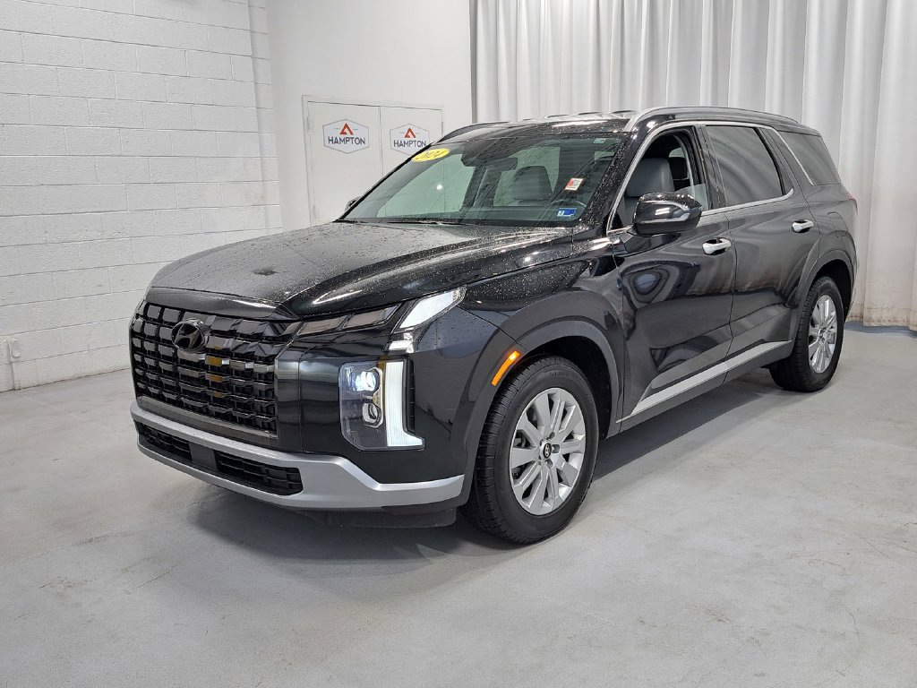 Used 2024 Hyundai Palisade SEL FWD image 2