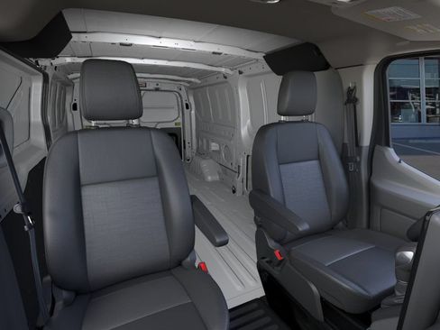New 2026 Ford Transit 250 Low Roof RWD image 10