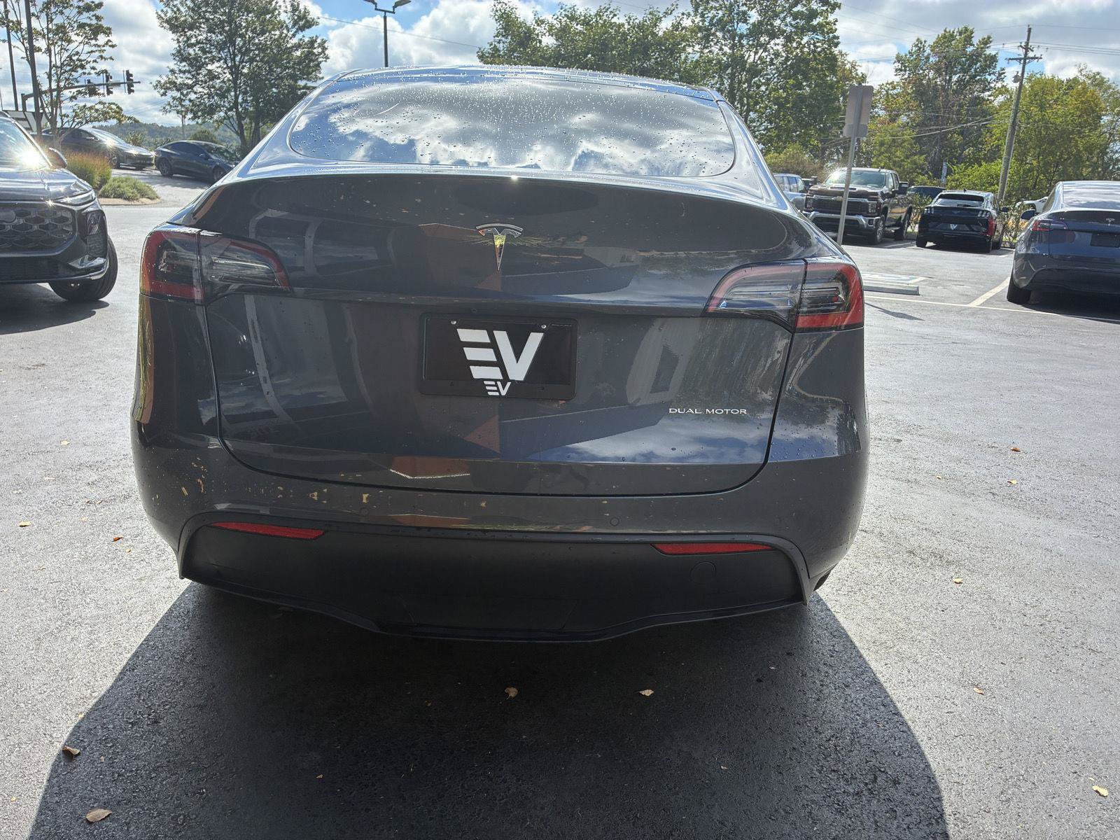 Used 2021 Tesla Model Y Long Range AWD/4WD image 19