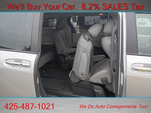 Used 2023 Toyota Sienna Limited AWD/4WD image 23