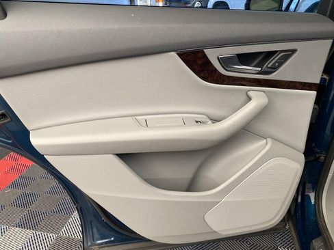 Used 2019 Audi Q7 2.0T Premium w/ Convenience Package image 18