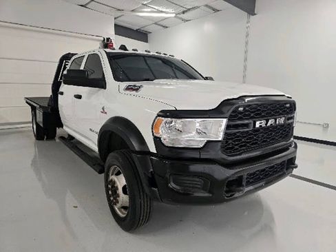 Used 2022 RAM 5500 Tradesman w/ Max Tow Package AWD/4WD image 4