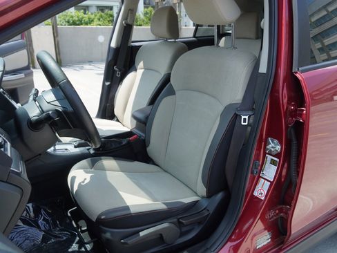 Used 2016 Subaru Crosstrek 2.0i Premium image 5