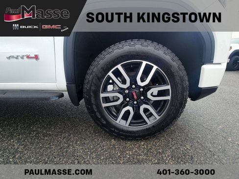 Used 2023 GMC Sierra 1500 AT4 w/ AT4 Premium Package image 21