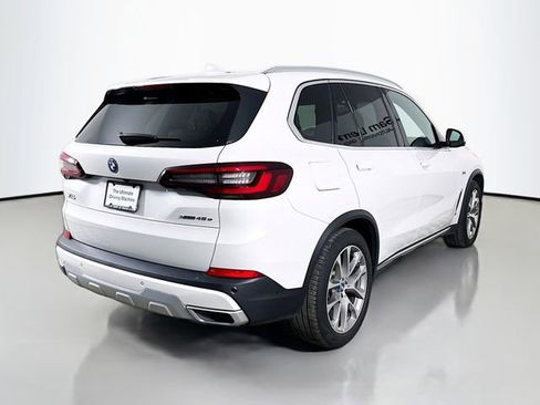 Used 2022 BMW X5 xDrive45e w/ Executive Package image 7