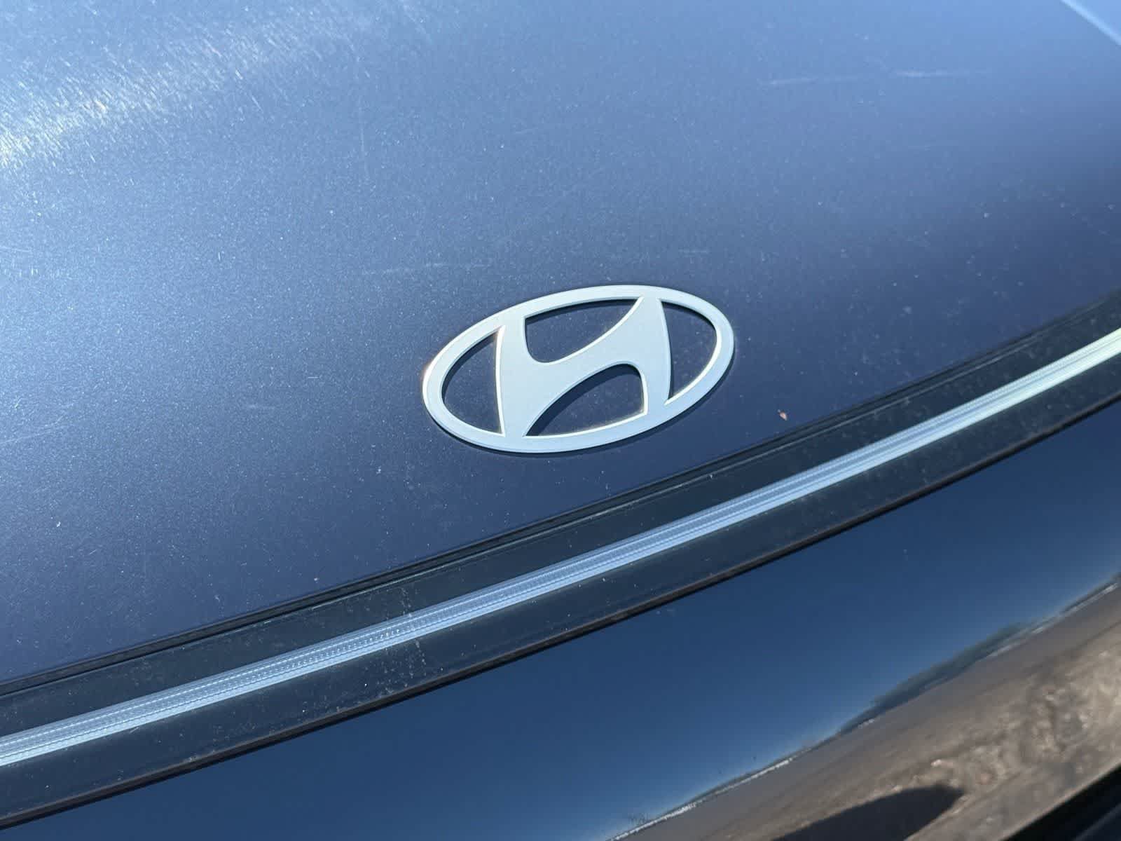 Used 2024 Hyundai Kona SEL AWD/4WD image 32