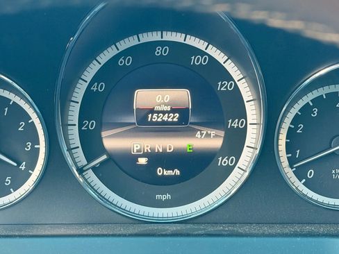 Used 2013 Mercedes-Benz E 350 4MATIC Coupe image 5