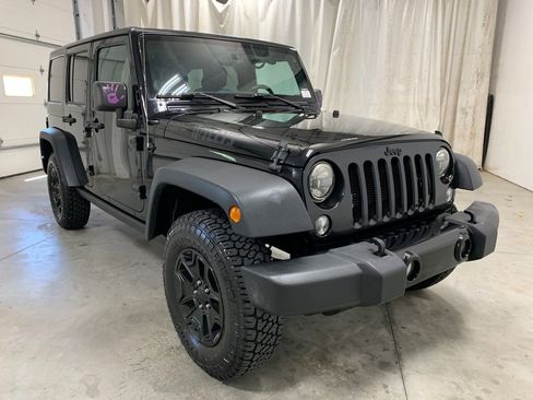 Used 2016 Jeep Wrangler Unlimited Sport AWD/4WD image 13