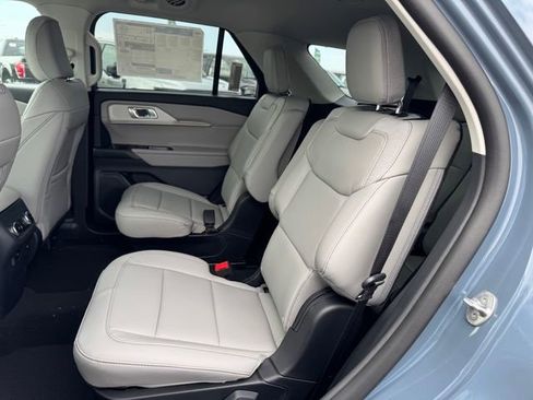 New 2026 Ford Explorer Active image 14