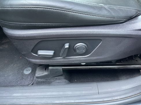 Used 2022 Kia Sorento S image 13