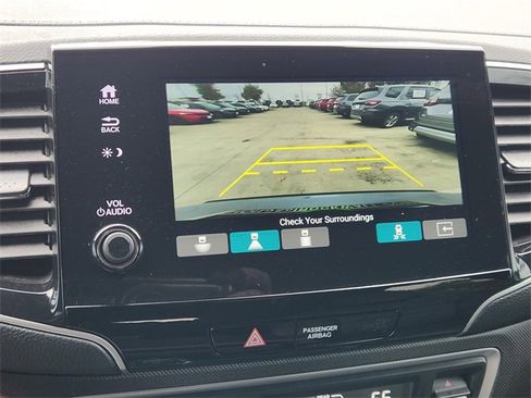 Certified 2024 Honda Passport TrailSport image 24