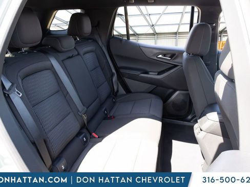 New 2026 Chevrolet Equinox LT w/ Midnight Edition FWD image 16