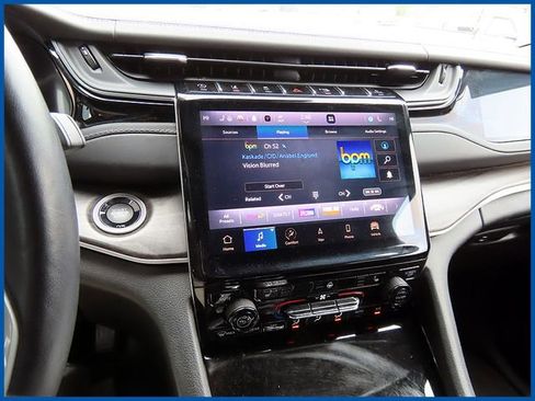 Certified 2022 Jeep Grand Cherokee L Limited image 17