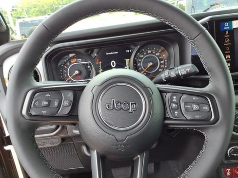New 2026 Jeep Wrangler Unlimited Sport AWD/4WD image 9