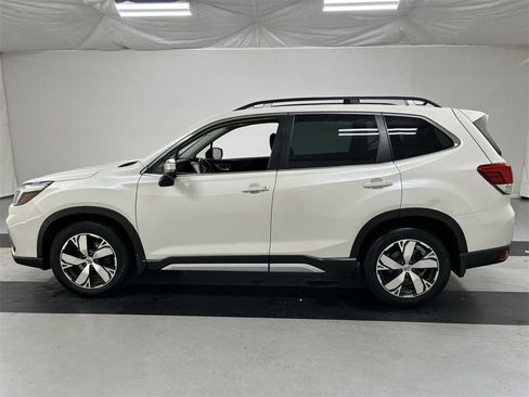Used 2021 Subaru Forester Touring image 6