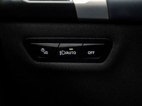 Used 2022 BMW iX xDrive50 w/ Sport Package image 35