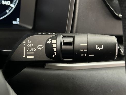 Used 2024 Mitsubishi Outlander SE image 50