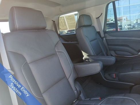 Used 2020 GMC Yukon SLT w/ Premium Edition image 14