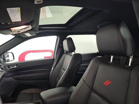 Used 2025 Dodge Durango R/T image 9