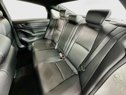 Used 2022 Honda Accord Sport image 25