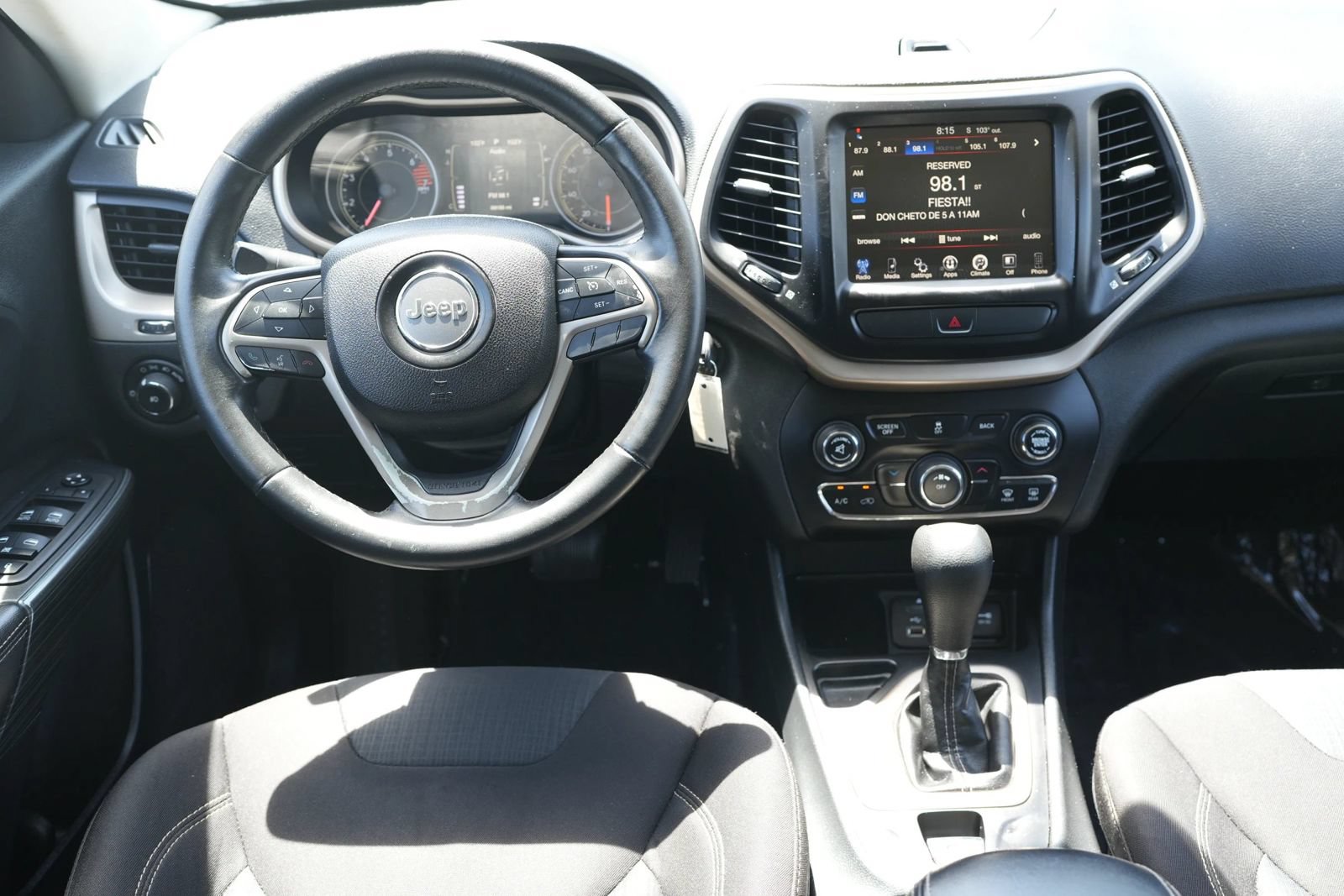 Used 2016 Jeep Cherokee Latitude w/ Comfort & Sound Group FWD image 6