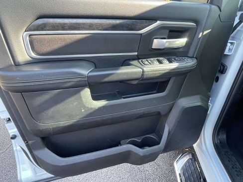 Used 2024 RAM 3500 Big Horn image 15