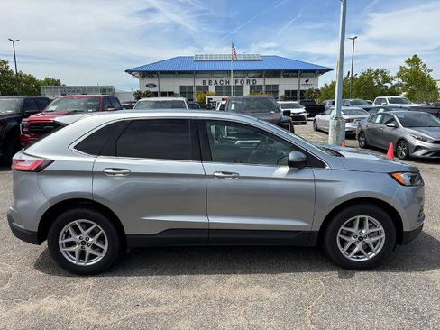 Certified 2024 Ford Edge SEL AWD/4WD image 4