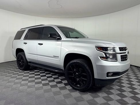 Used 2019 Chevrolet Tahoe Premier AWD/4WD image 4