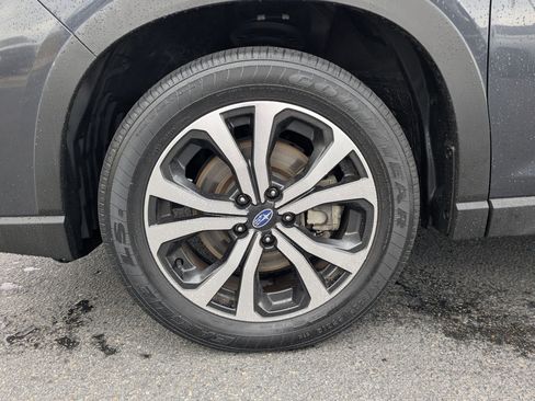 Used 2019 Subaru Forester Limited w/ Popular Package #3 image 37