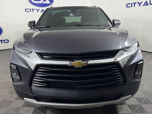 Used 2022 Chevrolet Blazer LT image 2