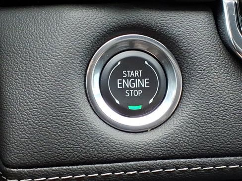 Used 2025 Chevrolet Colorado LT RWD image 27