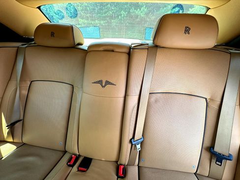 Used 2014 Rolls-Royce Ghost image 38